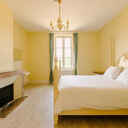 Habitación en casa particular Dans Chateau Au Coeur Des Vignes *